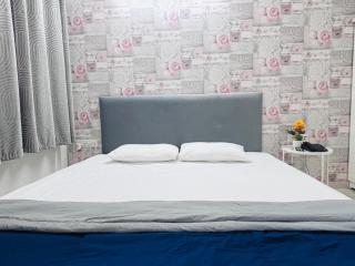 European Style studio Amanora park town Hadapsar Pune - 8