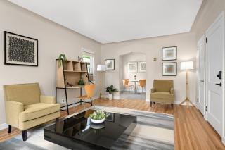 Modern & Pet Friendly in Kenny – Unit 3 - 5