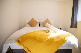 Modern 1-Bedroom Near Leeds Arena w Free Parking - Central Station - 9