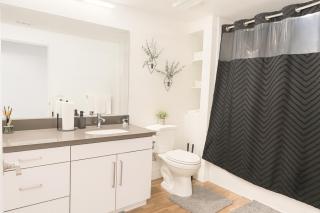 Modern Family Home Near Disney With Resort Amenities - 4