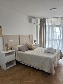 Loft - Vistas rio - Remodelado! - 9