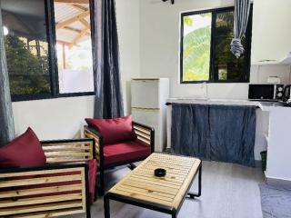 Emerald Garden Apartment - 2