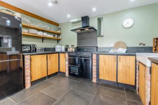 3 Bed in Machynlleth oc-bow40 - 1