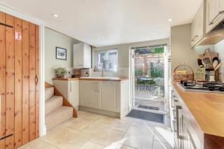 1 Bed in Woodbridge oc-11ang - 2