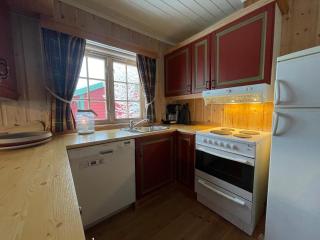 Nostalgic Cabin With 3 Br, Fireplace, And Terrace - 6