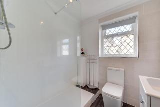 3 Bed in Torquay oc-h28551 - 2