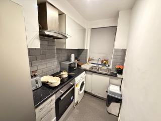 Marble Arch Family Apartment - 7