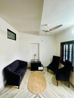 The Peace Lily 2BHK Homestay Hosted by Superhost - 0