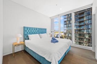 SOP17 Stylish and Cosy 2 Bedroom Apt - 1