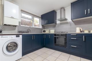 Spacious 2 bed apartment in Walthamstow - 4