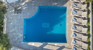 Villa KRISTINA in Makarska with private pool, BBQ - 8