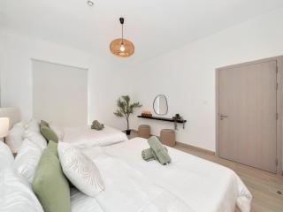 Yas Island Walk to F1 Balcony and Ferrari World - 3