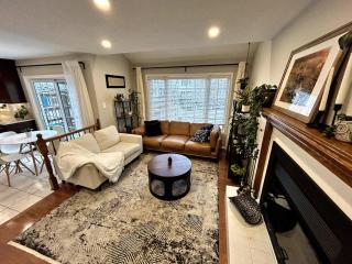 Large 4BD Home in Orleans with Pool - Ottawa - 5