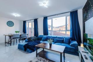 Pearl Reside - Manchester - 1