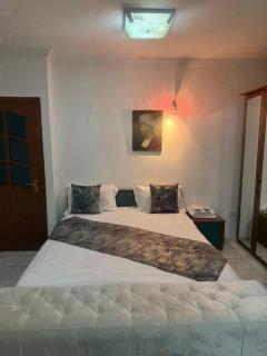 Old City Apartments - 3