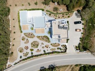 Crystal Mare Suites - 8