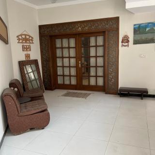 Danish Signature Stays - 0