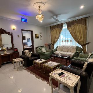 Danish Signature Stays - 8