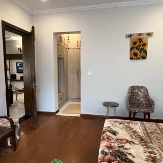 Danish Signature Stays - 6