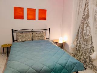 Laura' s, comfy apt in Piraeus centre! - 3