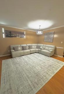 Large 4-Bedroom Entire Home with Two Living Rooms - 5