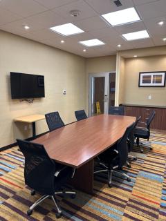 Fairfield Inn & Suites - 2