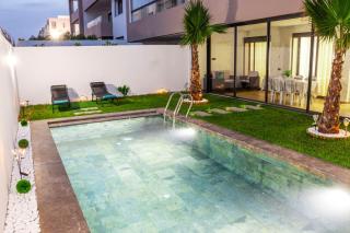 Dar Bouazza Luxury apartment with pools garden sports courts parking near the sea - 0