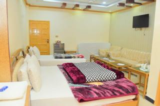 Hotel Ambassador - 4