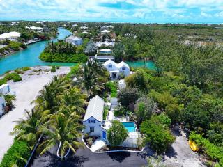 5BR Waterfront Villa with Pool ASK ABOUT Last-Min Deal - 5
