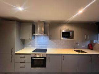 Stunning Studio Flat By CRSL - 4