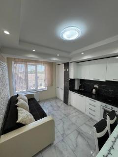 N1 place tolstoi str - 3