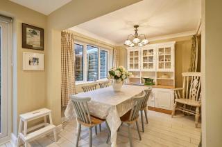 Host and Stay - 36 Hardy Meadows - 1