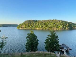 Clearwater Shores-Lakefront Stunning Views-Smith Lake, AL-5 Bedrooms - 8