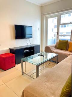 2 Bedroomed Beachfront Apartment - 7