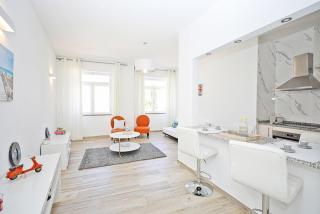 B50 - Main Square Apartment in Lagos - 6