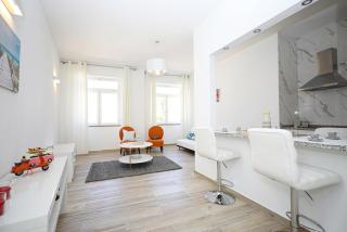 B50 - Main Square Apartment in Lagos - Lagos - 1