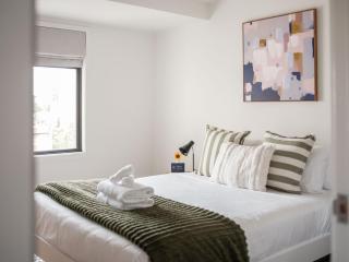 The Paloma Suite by Homello - 7