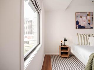 Calm, Stylish Central Living Walk to High St The Paloma Suite by Homello - 4