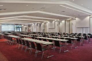 Radisson Blu Park Hotel & Conference Centre - Dresden - 1