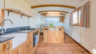 Betty Shepherd's Hut - Lydney - 5