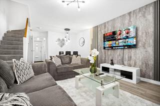 Charming 2-Bedroom Home - Garden & Driveway Parking 20SL - 7