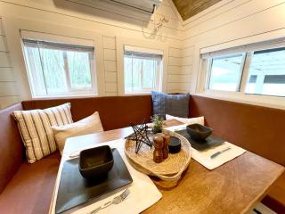 Stargazers' Retreat A Tiny Home on the Riverside - 5