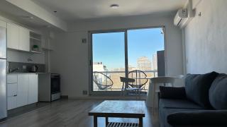 Hermoso monoambiente de 45mts con balcon y vista abierta - 1