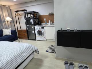 Goong Stay Hongdae DMC Hapjeong - 4