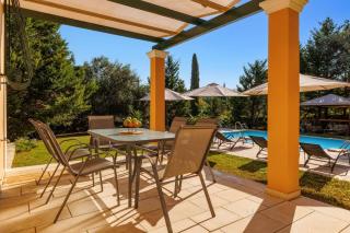 Villa Koumquat by Villa Plus - Gardeládes - 2