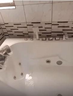 Beautiful gateway from West Africa! - 1