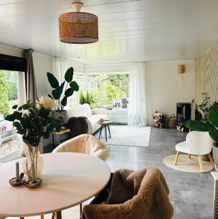 Cosy Forest Cabin - 6