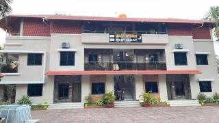 Halfmoon Homestay - 8