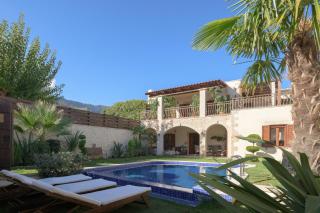 Nicole Villa I "Free" Heated Pool, Village Escape - 0