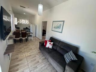 Casa em Florianópolis no bairro de Canasvieiras com sacada e churrasqueira! - 2